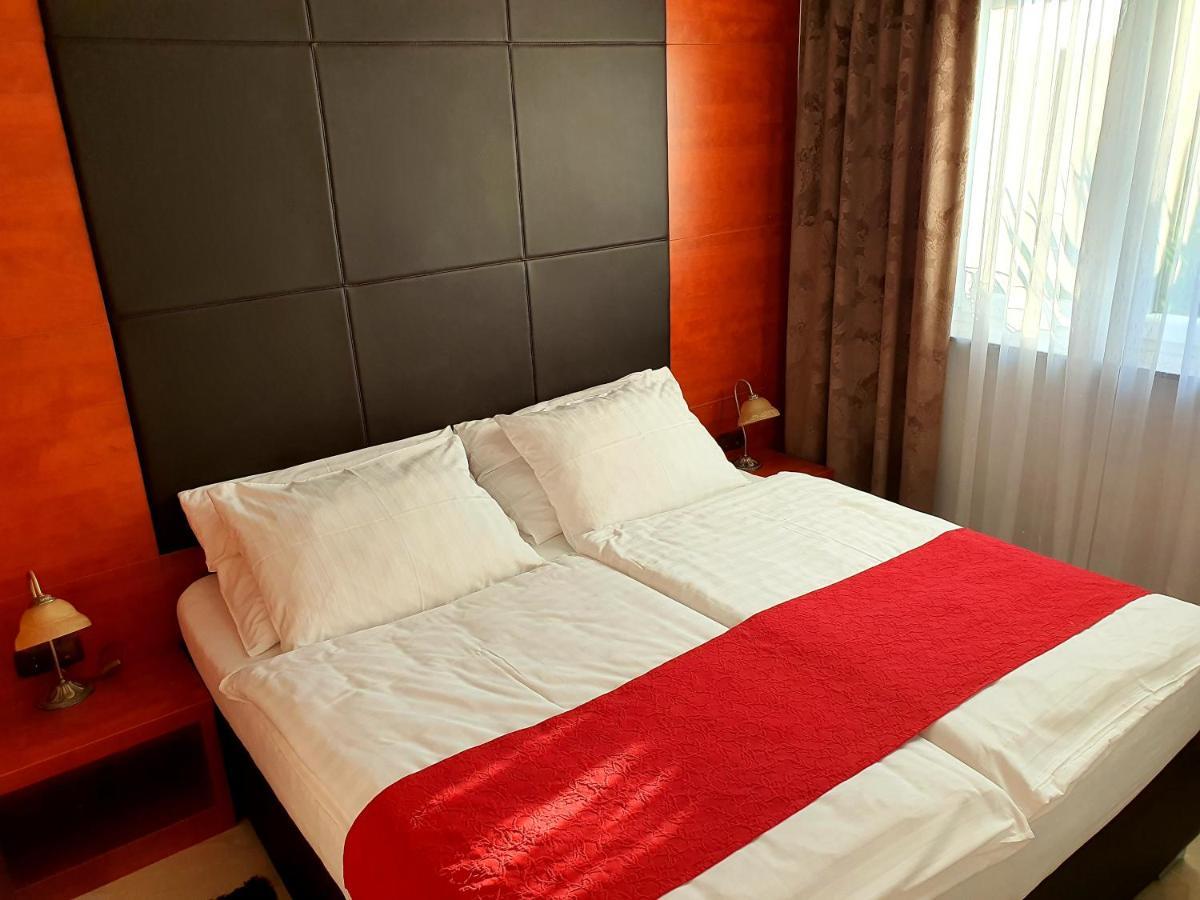 Boutique Hotel Bora & Villas Garamm ปาโกชตาเน ภายนอก รูปภาพ