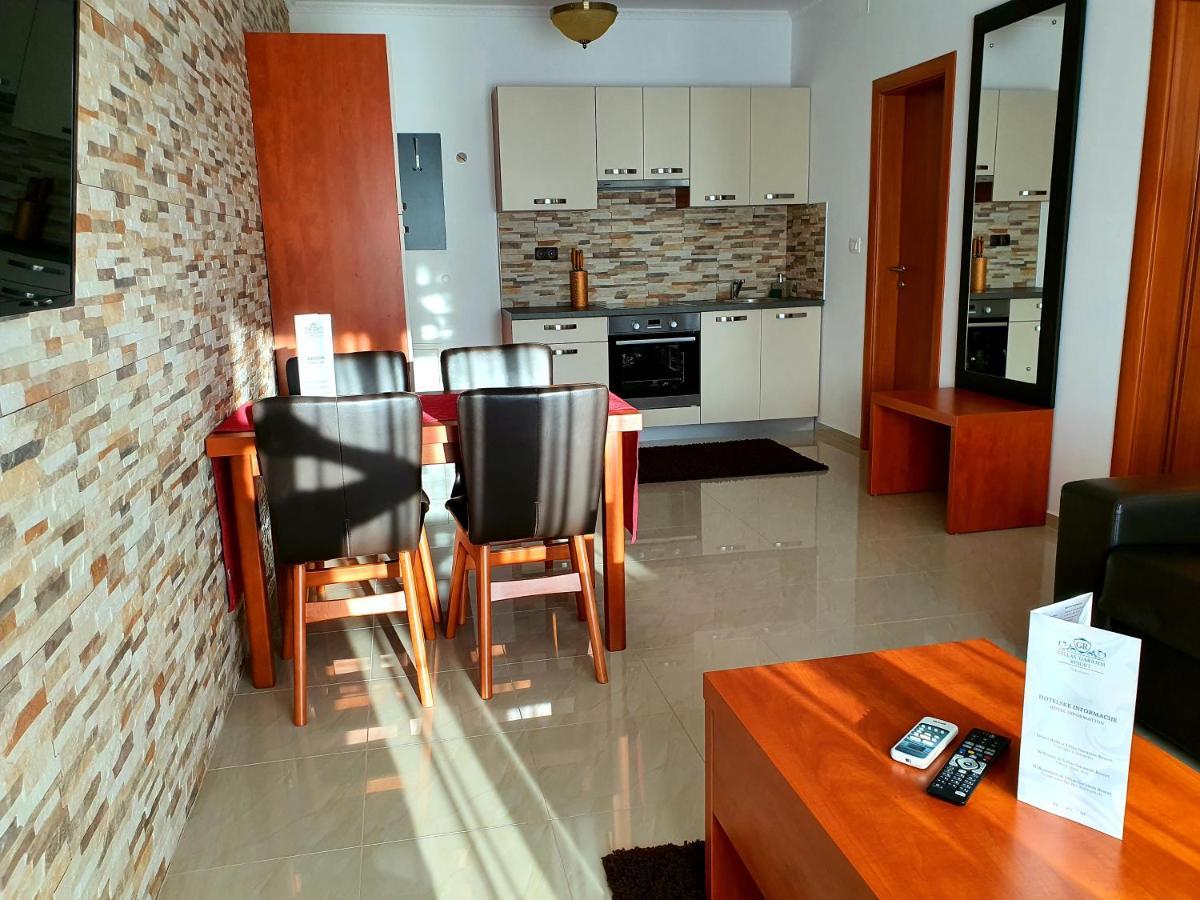 Boutique Hotel Bora & Villas Garamm ปาโกชตาเน ภายนอก รูปภาพ